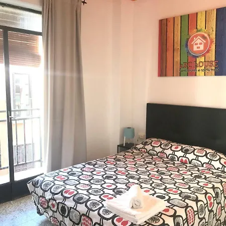 Hostel Arc House (adults Only) *