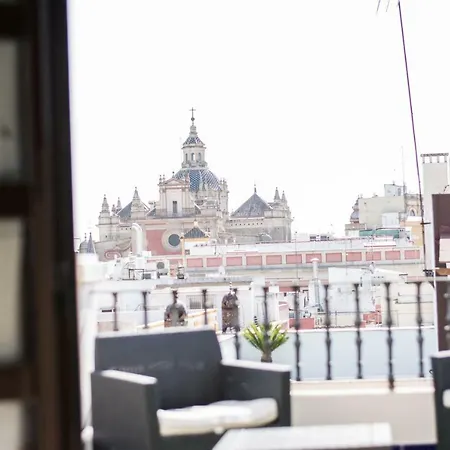 Hotel Plaza Sevilla