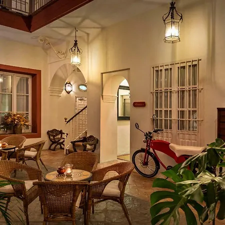 Hotel Casas De El Arenal