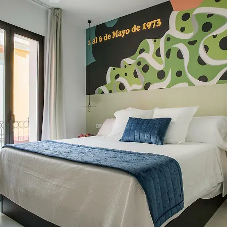 Feria Pool & Luxury * Seville