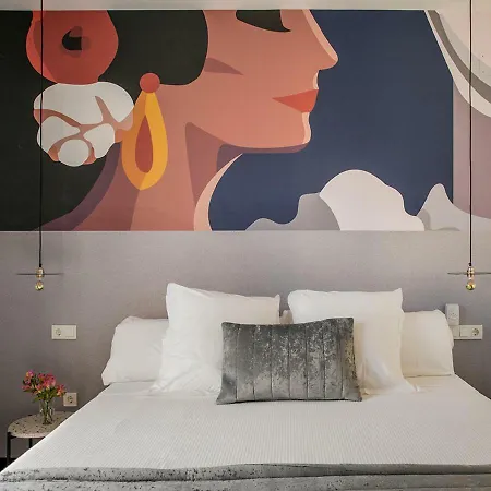 Feria Pool & Luxury Apartment Seville