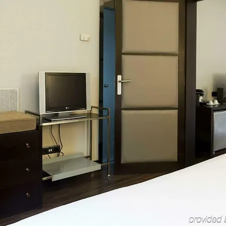 Ac Ciudad De By Marriott Sevilla