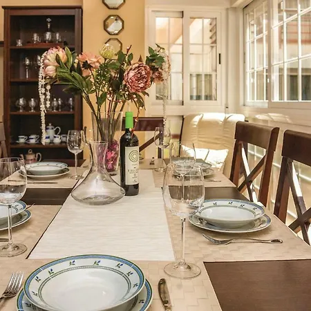 Amazing In With Kitchen Apartment
