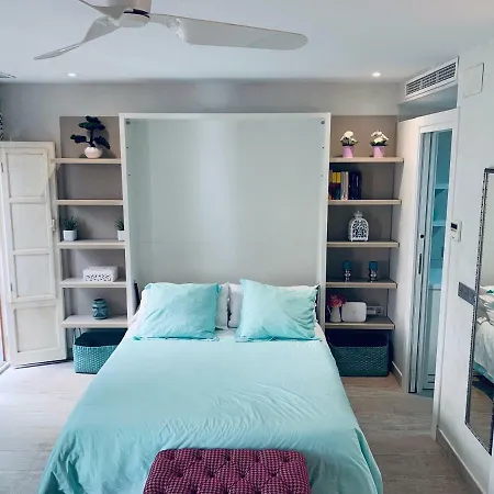Cathedral Studio, Luxury In Cathedral Area, Parking Optional