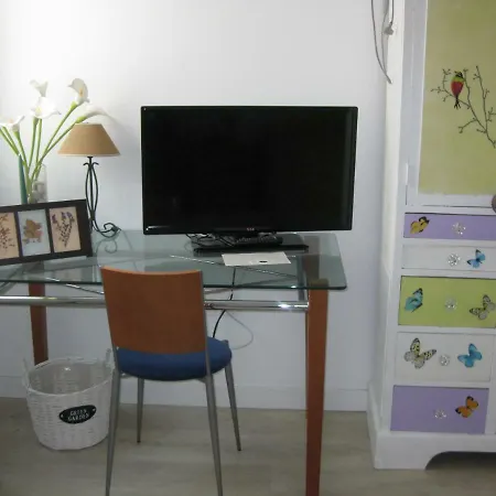 Homestay Beds Triana