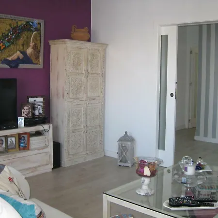 Beds Triana Homestay