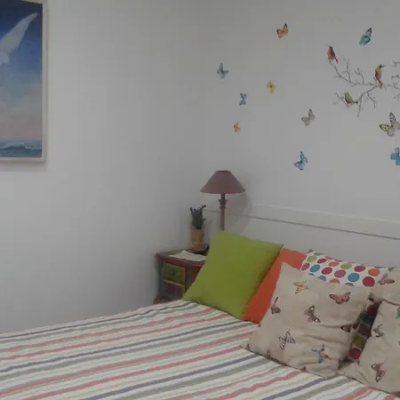 Homestay Beds Triana *