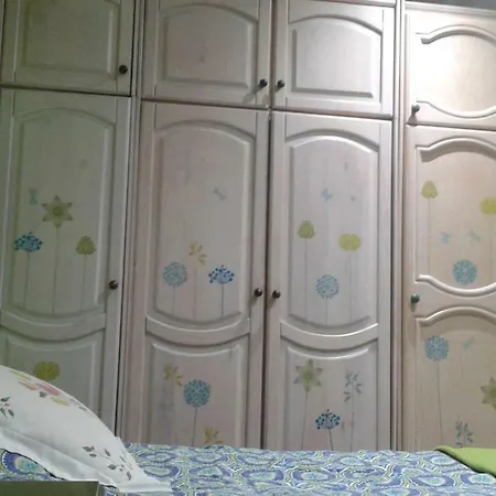 Homestay Beds Triana