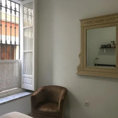 Jesus Del Gran Poder 11 Apartment