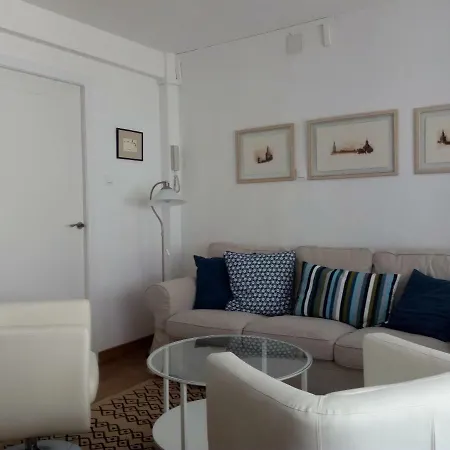 Apartment Triana To *