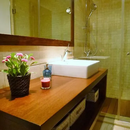 Nazareno Apartment *
