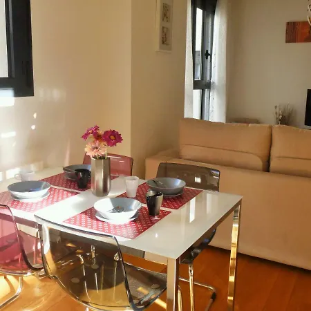 Nazareno Apartment *