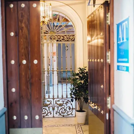 O&L Byron Suites Appartamento Siviglia