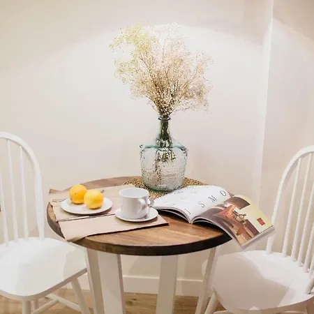 O&L Byron Suites Appartamento *