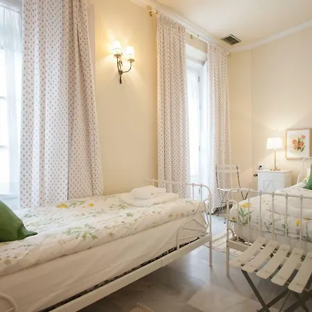 Botanic Duplex Terrace 5 Pax Apartment Seville