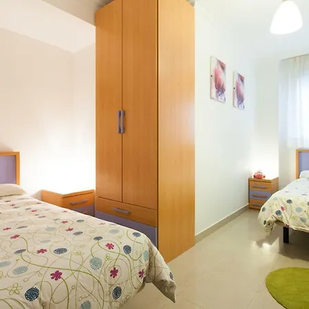 Pages Del Corro Apartment *