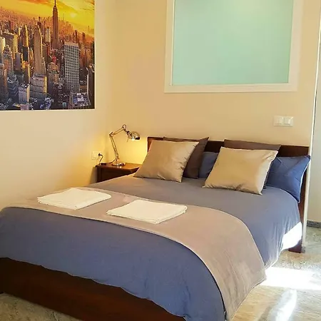 Apartamento Plaza Del Museo Apartment