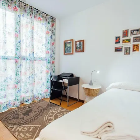 Apartamento Apartamento En Triana Nuestro Padre Jesus Nazareno 2 *