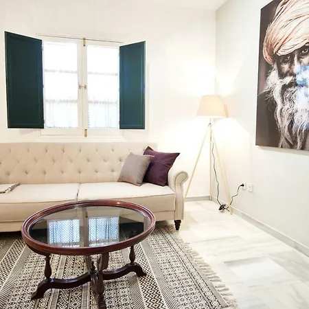 Monsalves Courtyard By Valcambre Apartment Seville