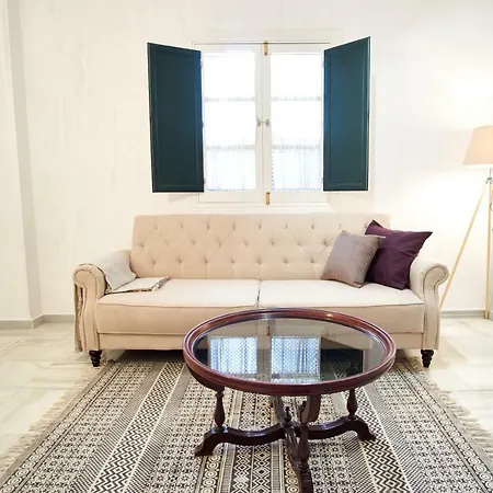 Apartment Monsalves Courtyard By Valcambre