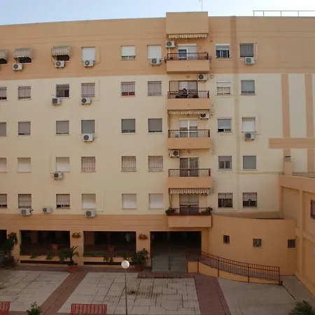 La De Lola Homestay