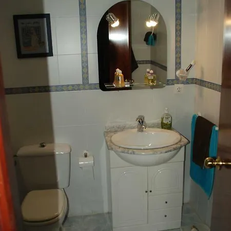 Homestay La De Lola *