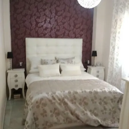 Two Bedrooms Leonor Davalos Апартаменты Севилья