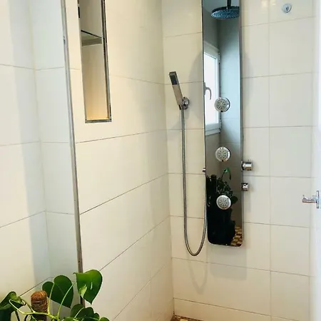 Castilla Apartment *