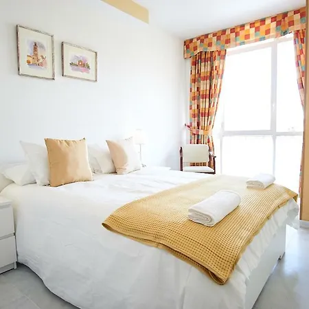 Apartment San Jacinto Triana By Valcambre *