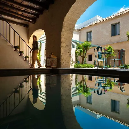Palacio Bucarelli Aparthotel