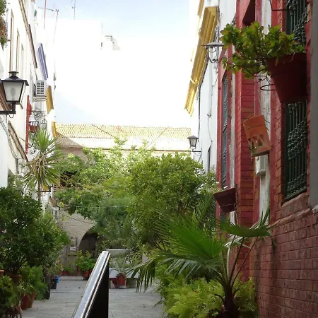 Triana Luxury 3*