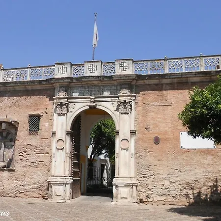 Puerta Carmona Seville