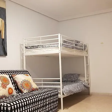 Center Apartment *