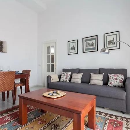 Go To Cathedral Apartment Seville