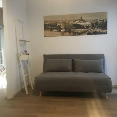 Apartment Hispalis San Luis *