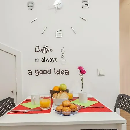 Centro, 3bd Y 2ba, 1min Catedral, Duplex De Lujo Apartment Seville