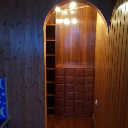 Atico En Triana Con Terraza 36m2 Y Jacuzzi Apartment *