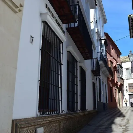 Alcazar Donkey Apartment Seville