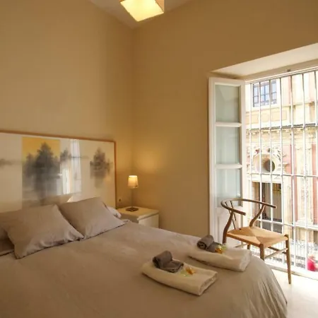 Centro San Luis Apartment Seville