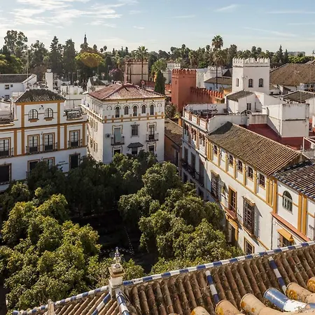 Elvira, Exclusive Pool And Gardens In The Heart Of Sevilla