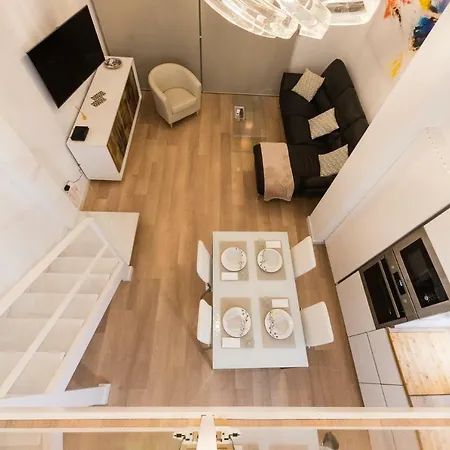 Luxury Campana Donkey Apartment Seville