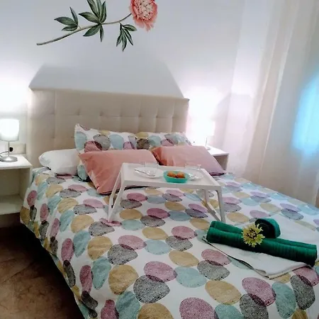 Barqueta Wish-suite Seville