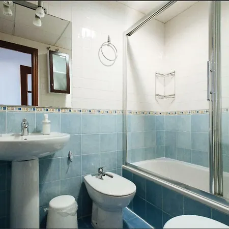 The Hostelito! Free Parking Apartment Seville