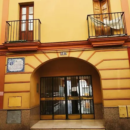Apartment Triana Pureza 12-14 *