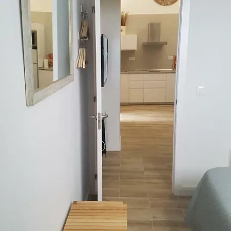 Luxury In Triana Close To The River סביליה