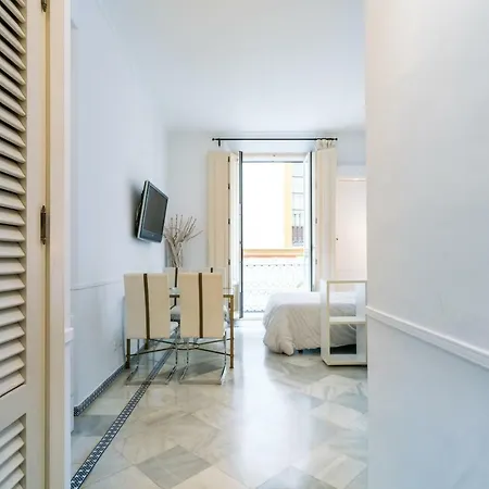 Apartment Holidays Isbilia Centro By Valcambre Seville