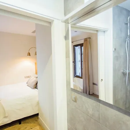 O&L Byron Suites Siviglia