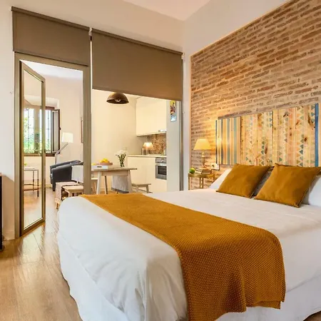 Apartment Misterhost Triana Patio De Flores
