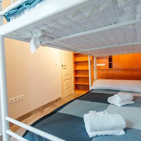 Wide And Diaphanous- 3bd 2bth- Alcazar Apartment *
