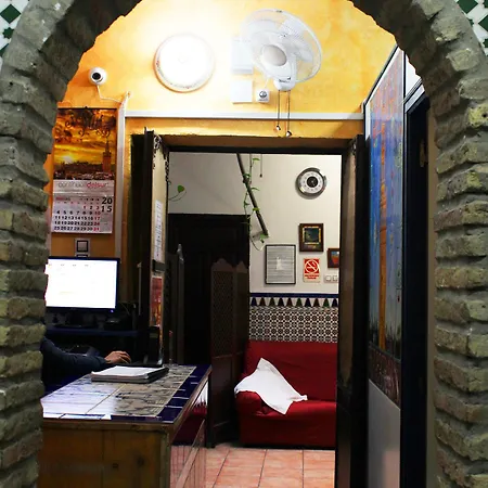 Lisdos Hotel